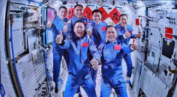 九游体育娱乐网好阻扰易跟家里说好今晚到家-九游体育app官网下载IOS/安卓全站最新版下载